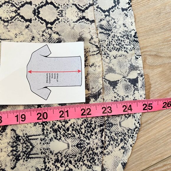 Lux & Chic Cynthia Rowley 100% Silk Button-Front Tunic | Cream Snake Print | S - Picture 11 of 16